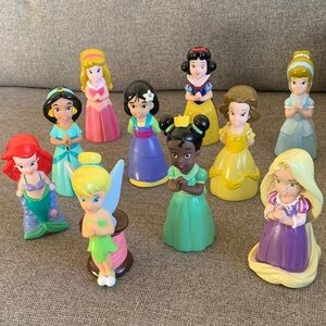 10 Disney Princess Vinyl Squeak Play Bath Pool 5” Figures